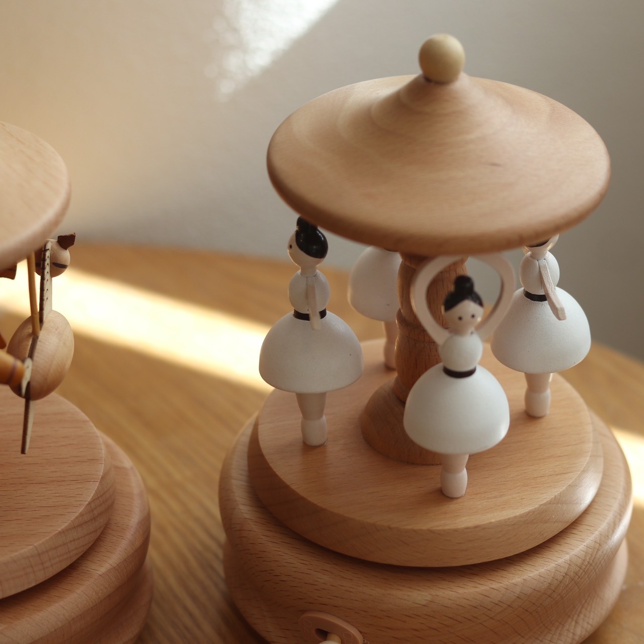 楽天市場】【ランキング1位受賞！】 高級ブナ材で作られた木馬と