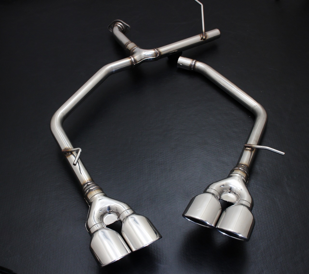 楽天市場】スリーキャッツ ZRR80W 80ヴォクシー クーヴェ 4本出し