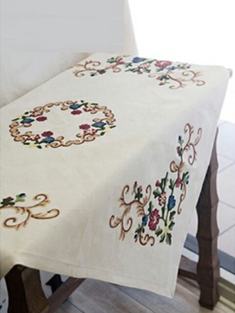 楽天市場】【お買い物マラソン ポイント5倍】 刺繍 テーブルクロス