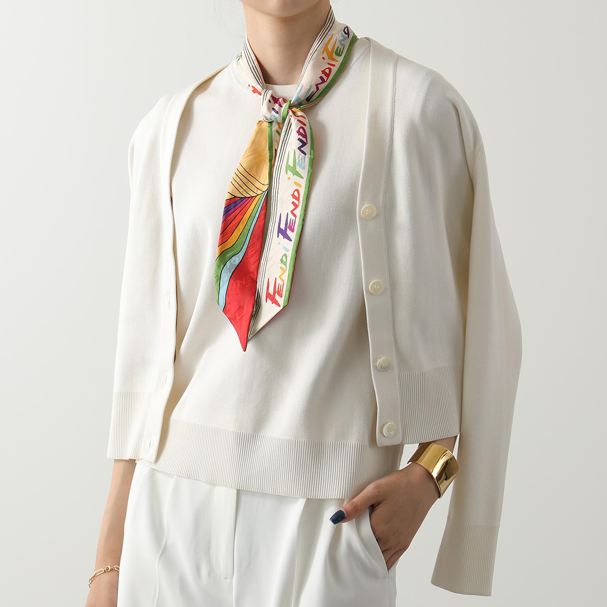 FENDI ラッピー スカーフ シルク リバーシブル