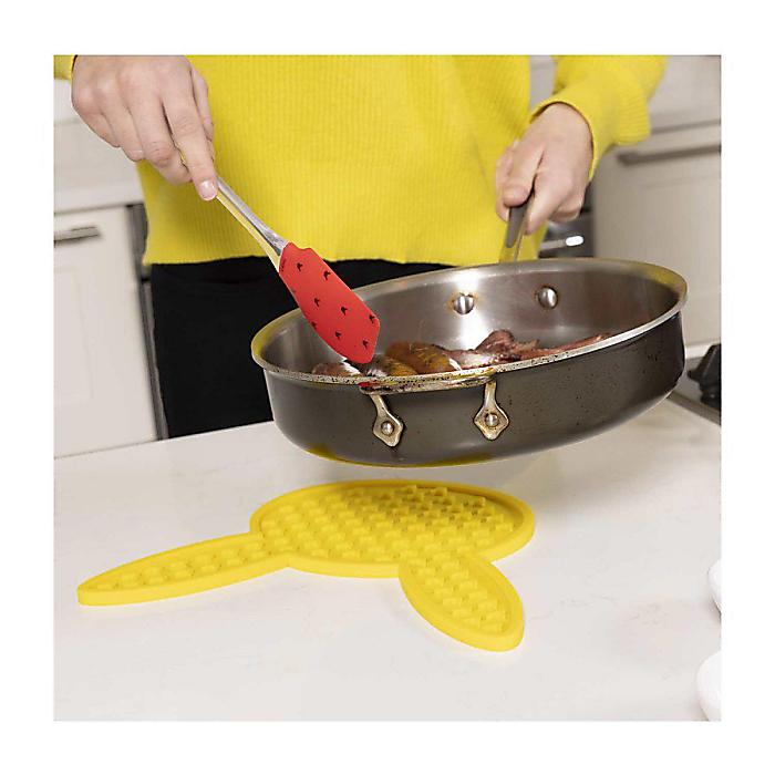 楽天市場】Pokemon Center(ポケモンセンター) / ピカチュウのシリコン