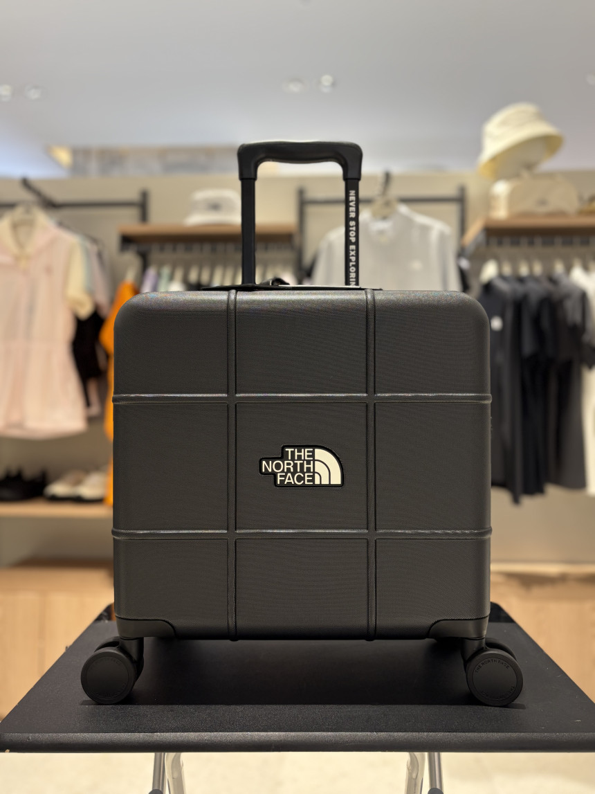 楽天市場】☆送料無料☆[THE NORTH FACE] NN2AR50 TNF NEW WHEELER 16