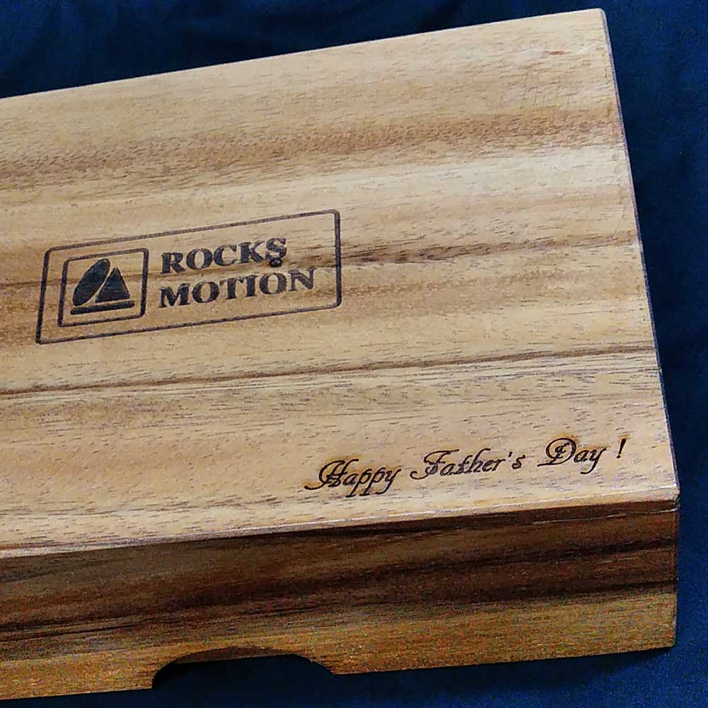 楽天市場】【指先でコロコロ転がす】木製ボールを手の中で転がす