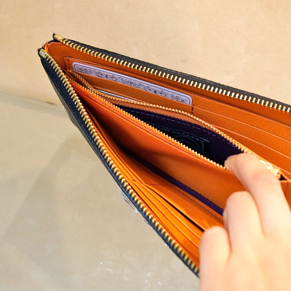 楽天市場】【ポイント10倍】ADMJ 長財布 スワロフスキーとADMJ金マーク