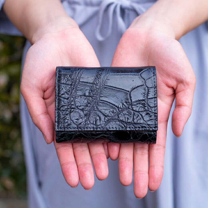 楽天市場】【本物クロコダイル】三つ折り財布 ブラック｜小さいのに