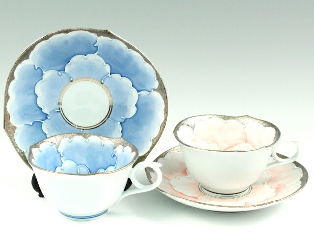 楽天市場】有田焼 文山窯 プラチナ牡丹・プラチナピンク牡丹輪花浅型