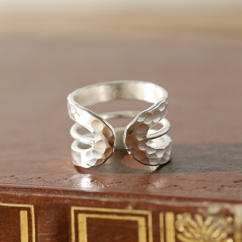 楽天市場】カレンシルバー 3連つなぎ リング Sサイズ 8-11号 Mサイズ11