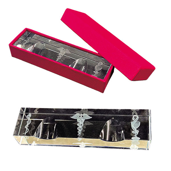 楽天市場】【お買い物ﾏﾗｿﾝ☆ﾎﾟｲﾝﾄ最大10倍】クリスタル干支文鎮『巳