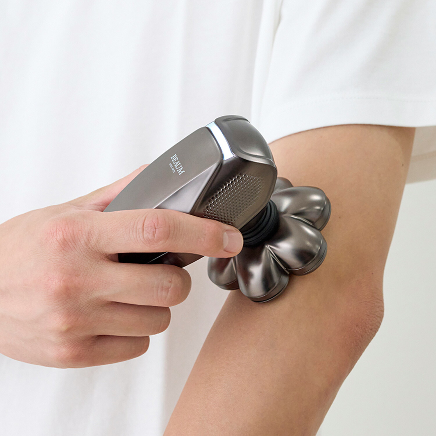 楽天市場】【最大1000円OFFクーポン発行中】 BEAUM 7 Head Body Shaver