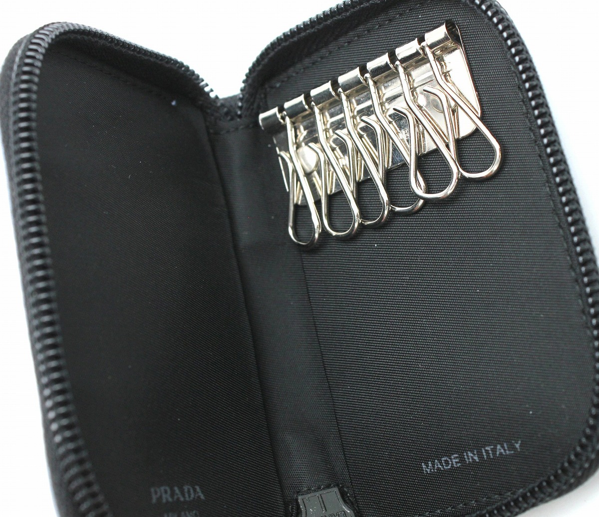 楽天市場】【新品未使用品】PRADA プラダ ラウンドファスナー 6連キー
