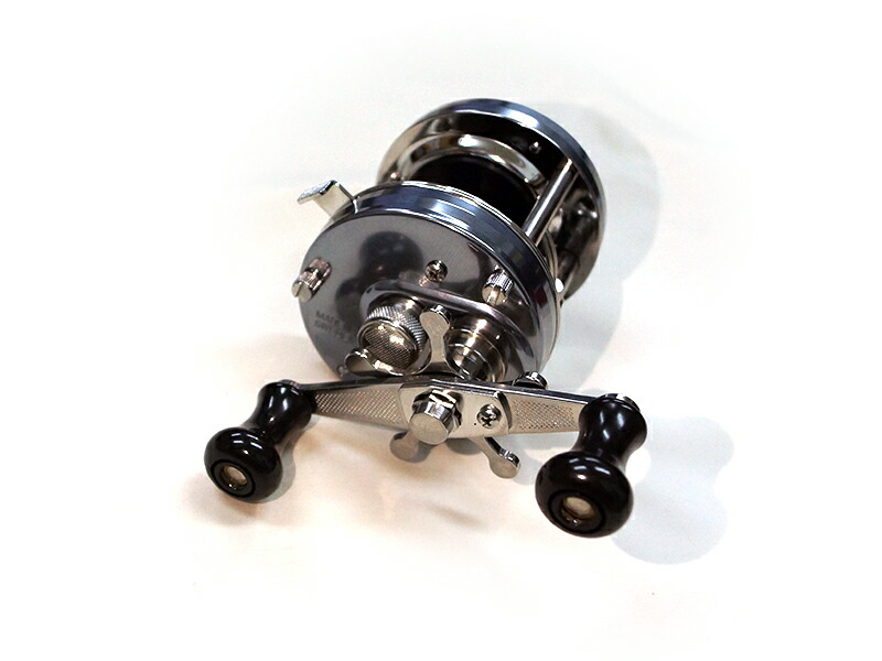 楽天市場】ABU アブガルシア アンバサダー 5500CS ロケット BL/GR 右