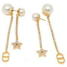 楽天市場】ディオール パール ピアス（モチーフイニシャル）の通販