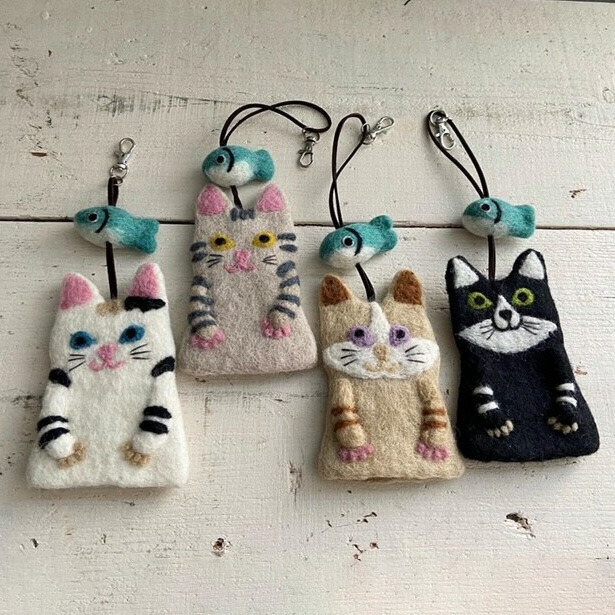 楽天市場】お魚つきネコの羊毛フェルトキーケース ハンドメイド