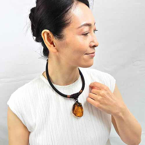 楽天市場】＼最大30％OFFクーポン／ドミニカ ブルーアンバー 青琥珀