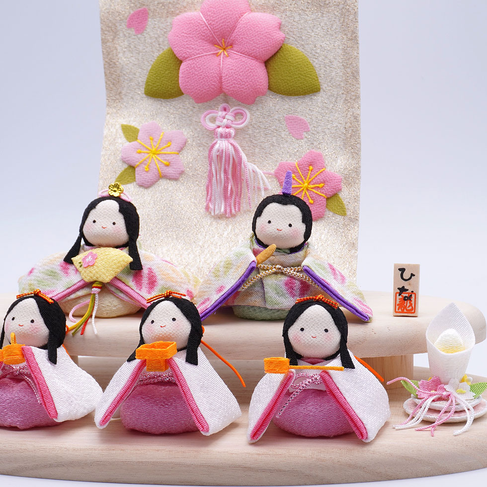 楽天市場】リュウコドウ（龍虎堂）ぽてりひな5人（麻の葉）木製台飾り