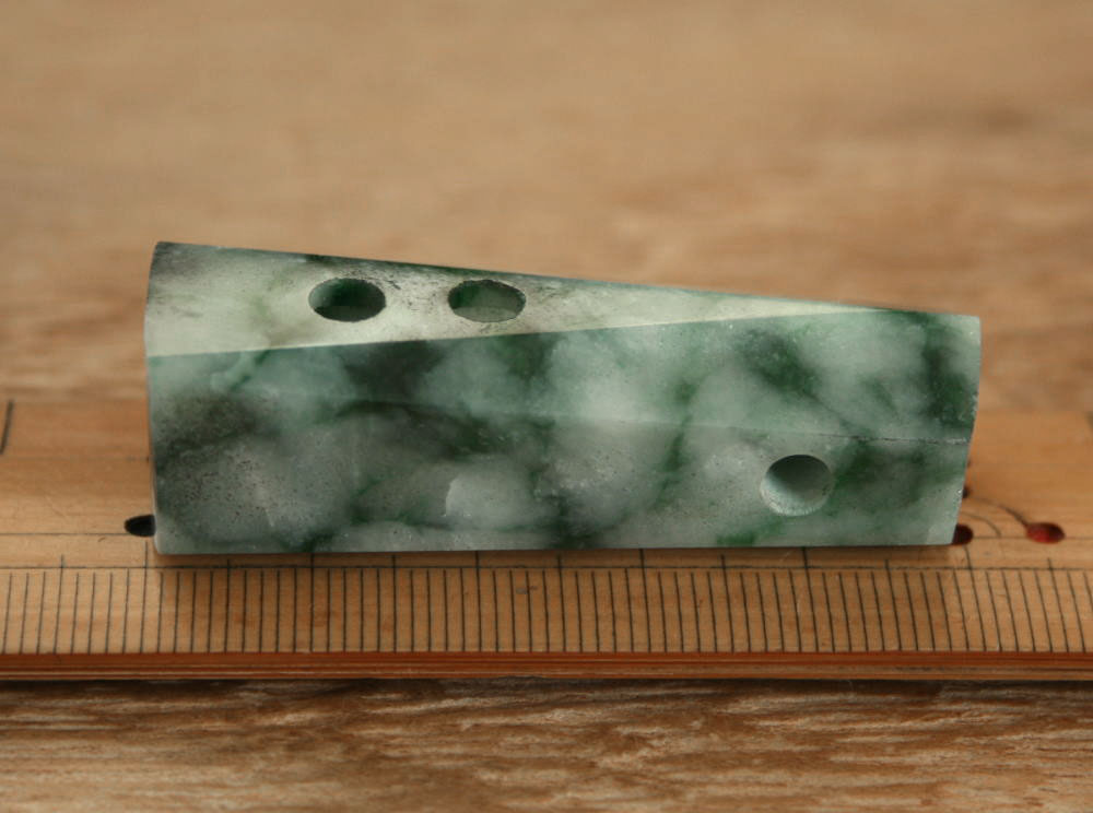 楽天市場】糸魚川翡翠石笛 C01633 元粋 作 49mm*15mm*15mm 糸魚川産