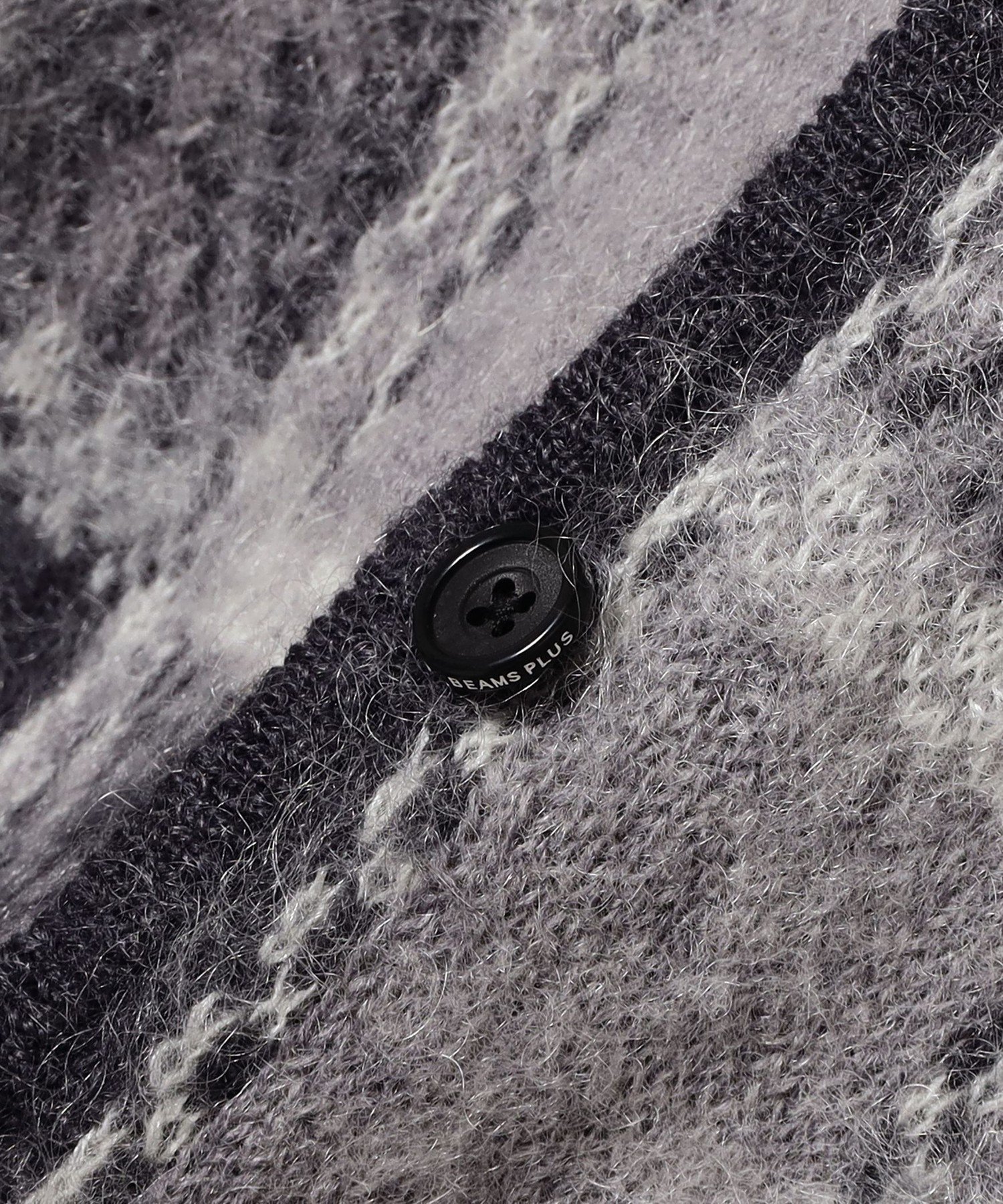 BEAMS OUTLET｜ダブルジャカード チェックパターン カーディガン