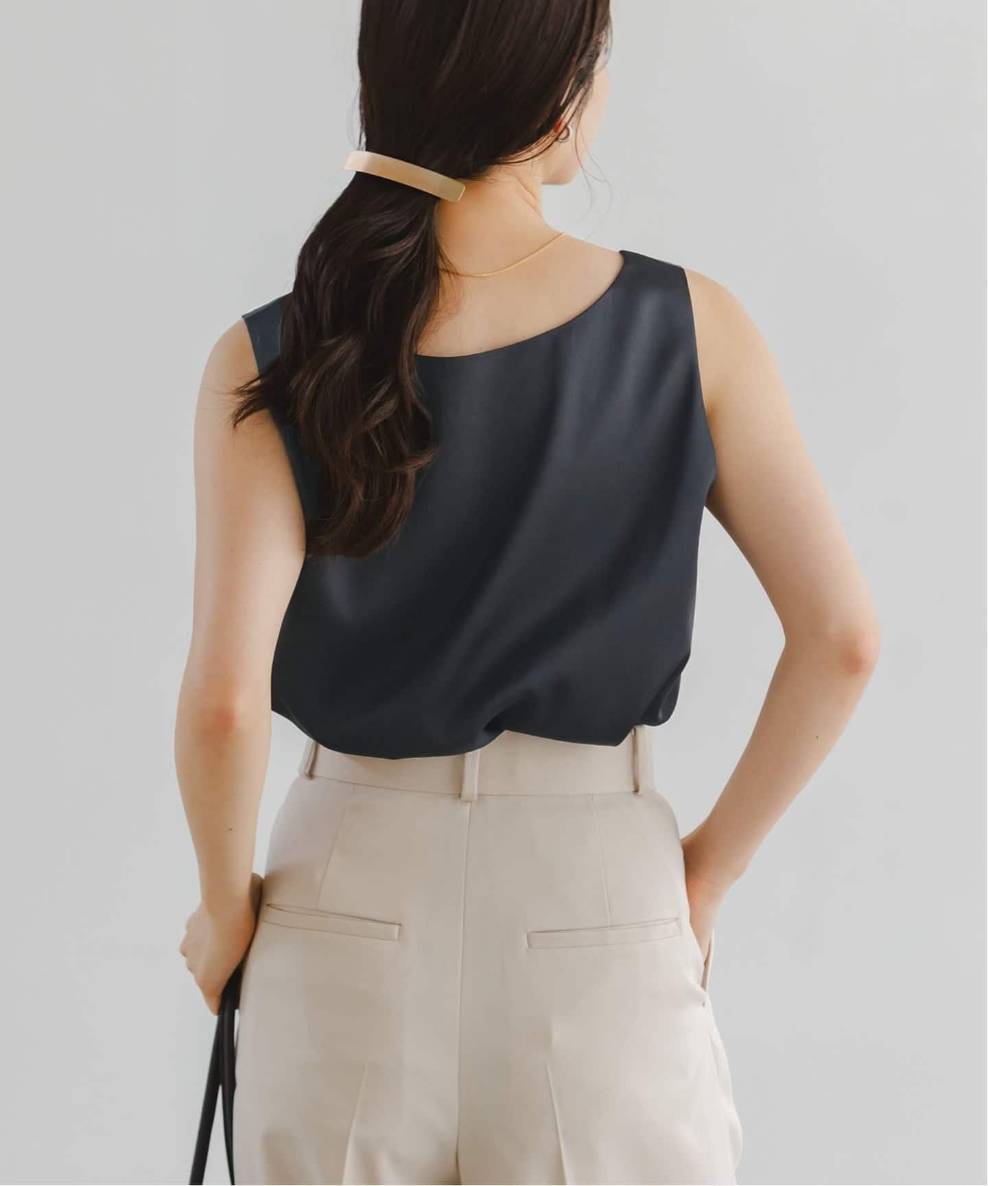 NOBLE｜《追加3》【洗える】ルナサテンデコルテ2WAYトップス | Rakuten