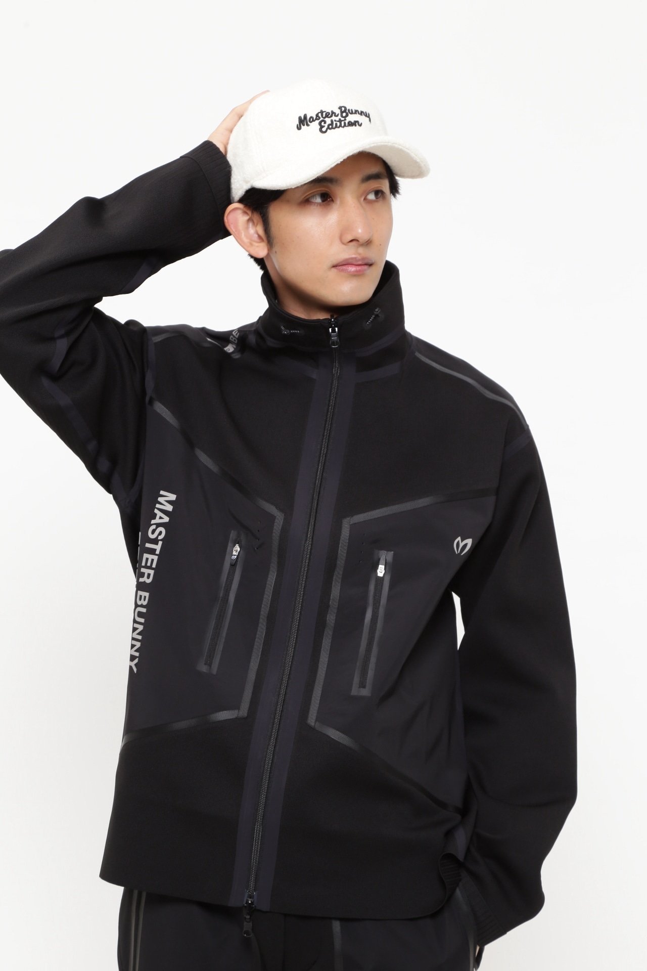 5371【極美品】マスターバニー 裏地 フード付き ニットジップ