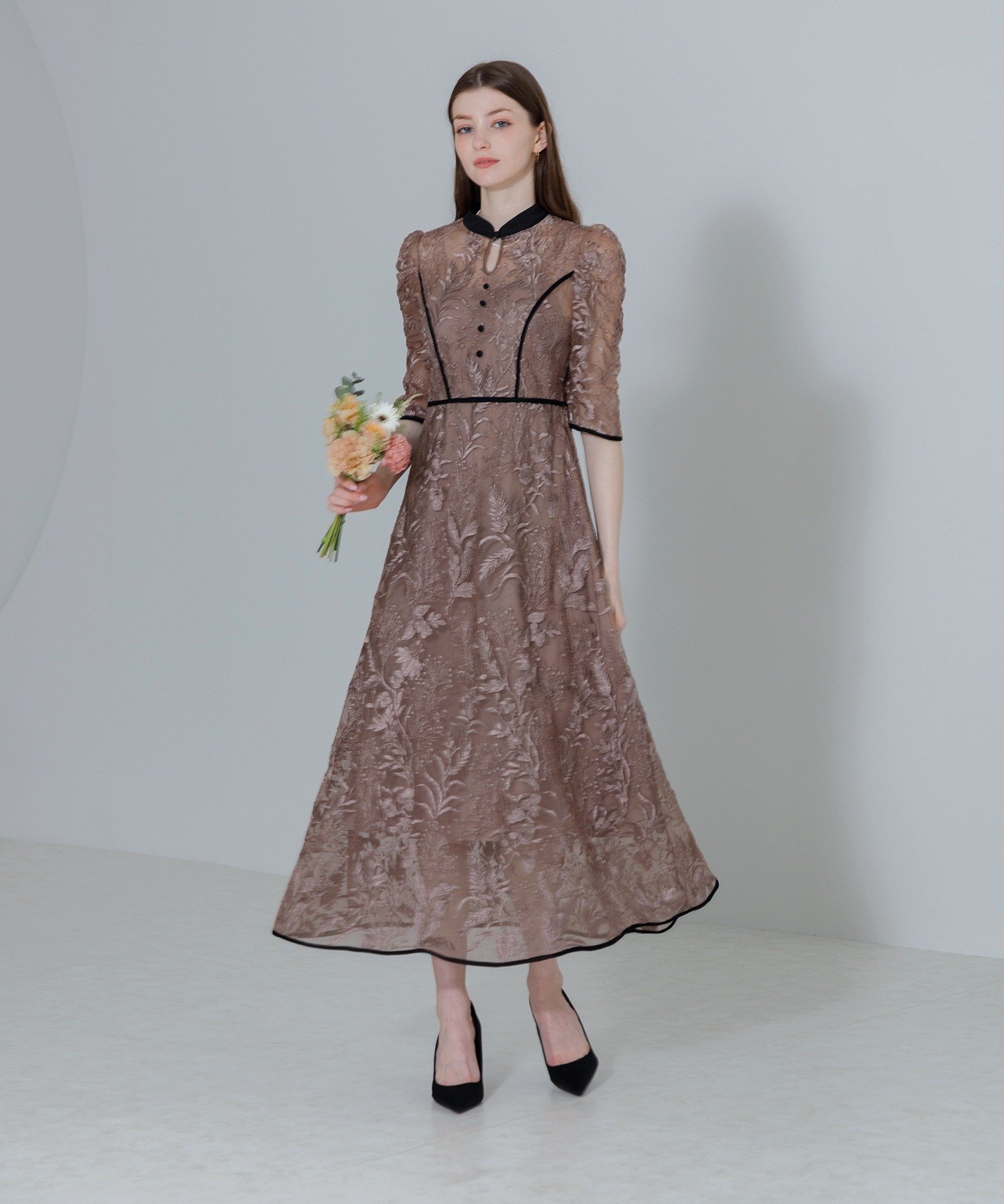 Leja｜LEJA-花柄刺繍レースチュールパフスリーブAラインワンピース