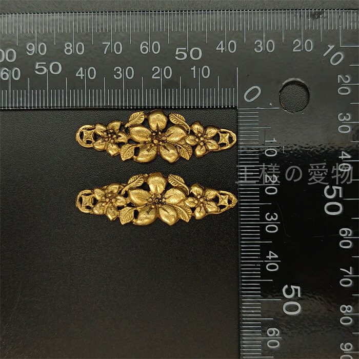 楽天市場】目貫 桜の図 銅製 細工 日本刀装具 武具 刀剣美術 : 王様の愛物