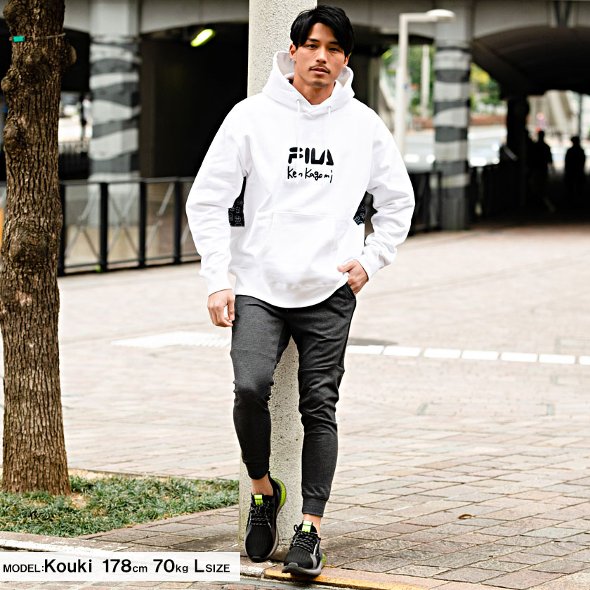 FILA♡【新品タグ付き】 2024FWストレッチ裏起毛のフーディパーカーL