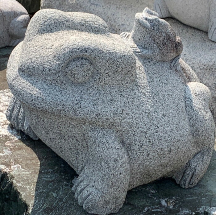 楽天市場】【重量物商品】【営業所渡し】【縁起物】御影石カエル(荒