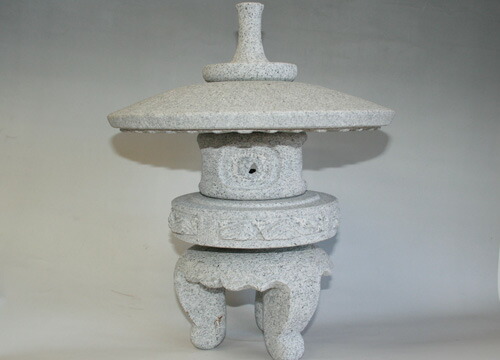 楽天市場】【送料無料】雪見灯篭（1尺・丸型）【御影石】日本庭園の