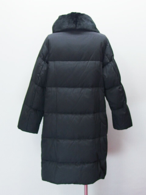 楽天市場】マックスマーラ ラパンファー付きダウンコート サイズ38 黒
