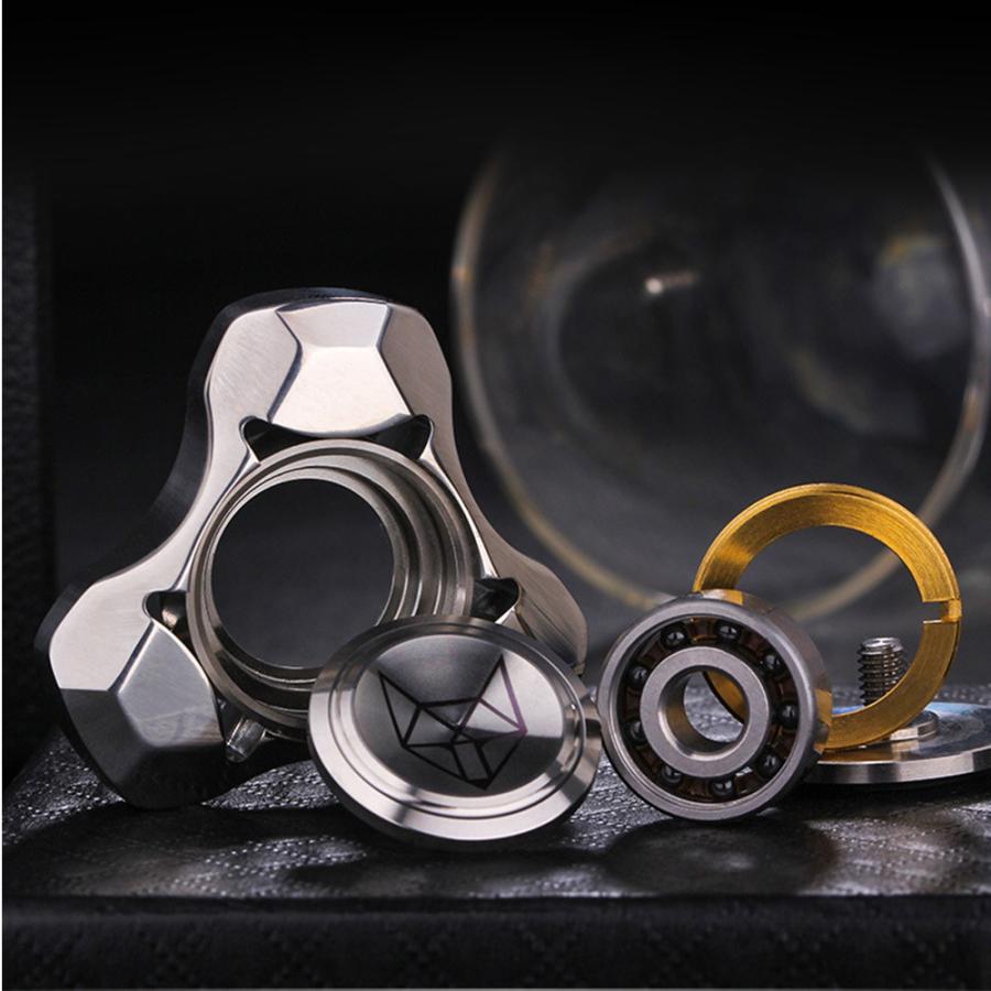 楽天市場】ハンドスピナー 指スピナー フィンガースピナー ベアリング