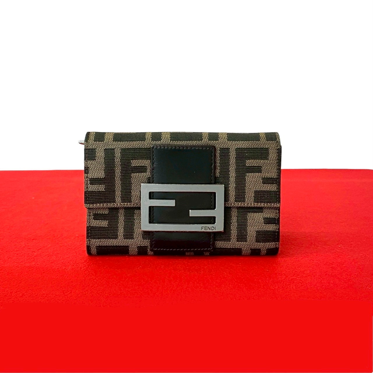 楽天市場】フェンディ 財布 二つ折り（ブランドフェンディ