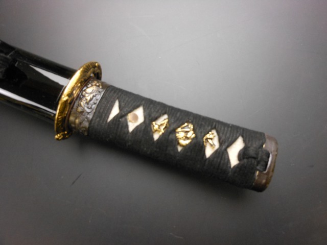 楽天市場】V.ROAD 模造刀 短刀・御守刀糸巻柄9寸平造り(T005) コンビニ