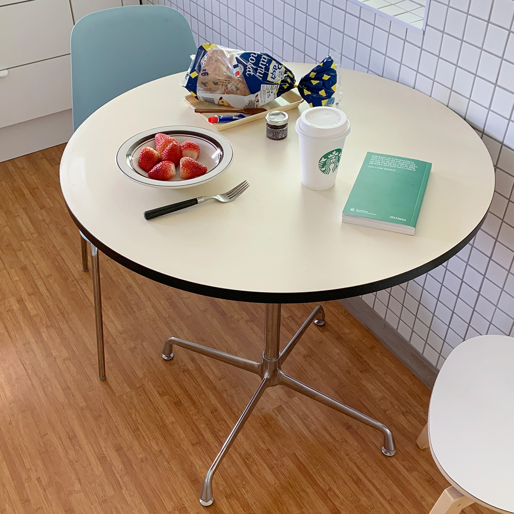 楽天市場】O'gre オグレ ミッドセンチュリーサークルテーブル 韓国