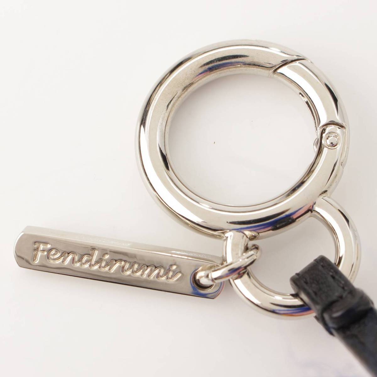 楽天市場】【フェンディ】Fendi バックバグズ ピロちゃん モンスター