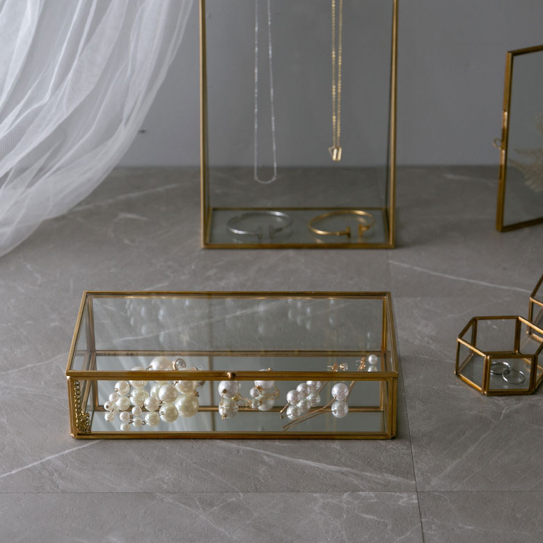 楽天市場】ガラスと真鍮でできた ジュエリーボックス ガラスボックス