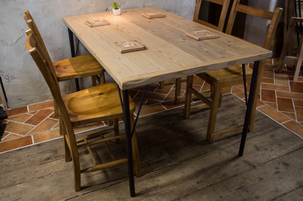 かたつむり 鉄の足[ S ] テーブルの足4本 かたつむり 鉄の足[ S