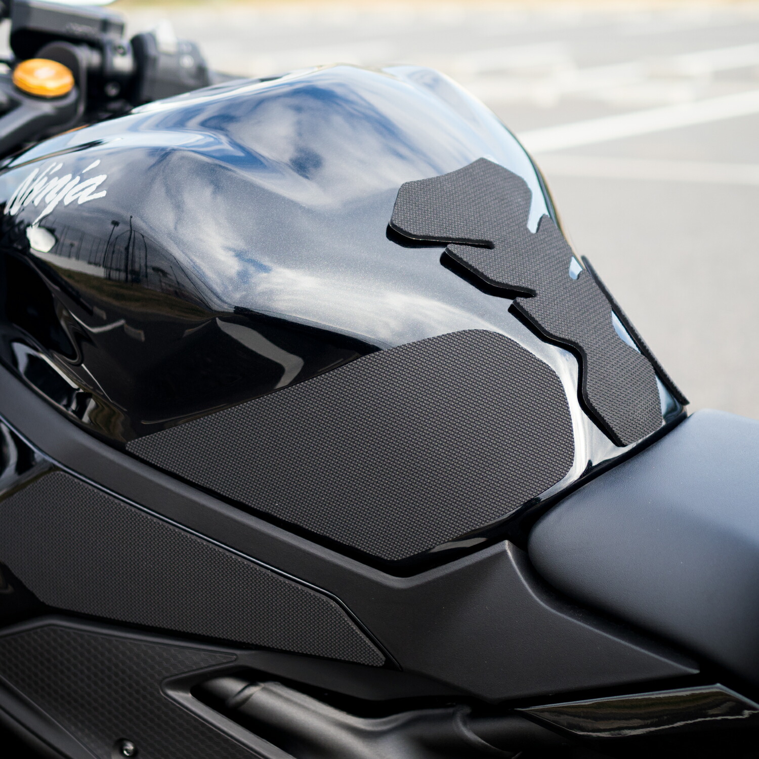 楽天市場】国産 1年保証付 送料無料 Ninja ZX25R SE KRT 専用 タンク