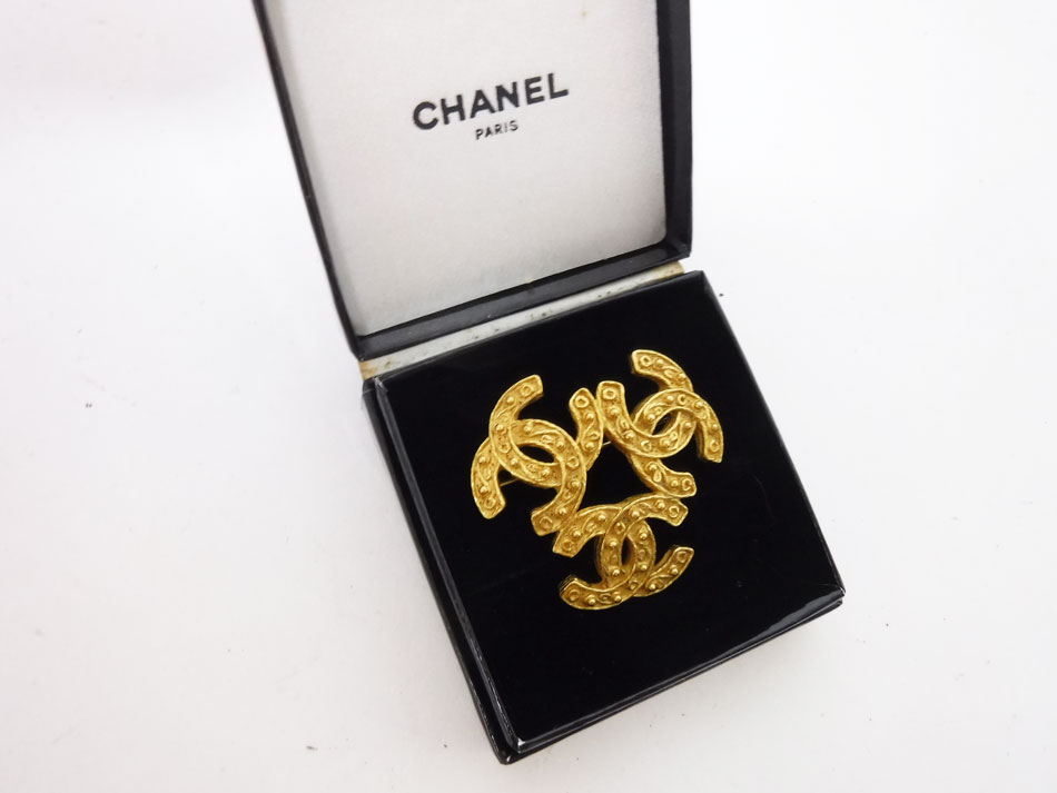 楽天市場】CHANEL シャネル ブローチ ヴィンテージ トリプルココ