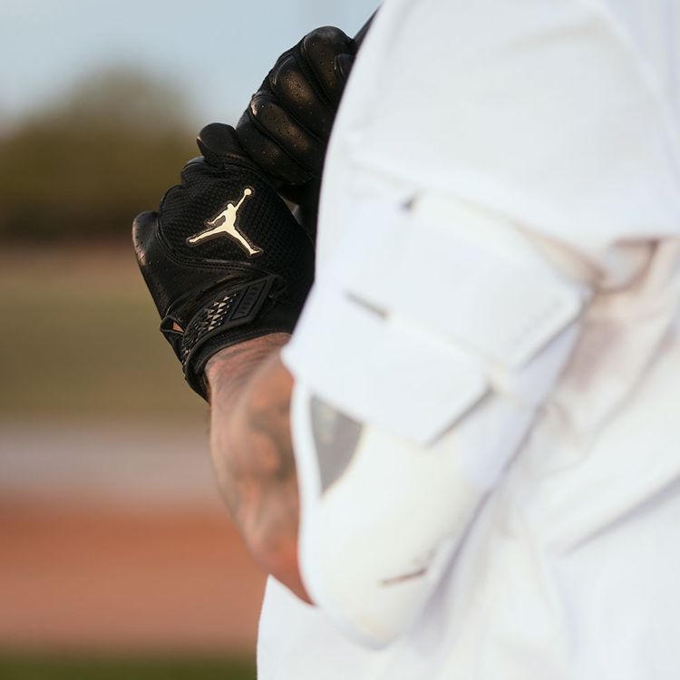 楽天市場】野球 ナイキ ジョーダン Nike Jordan ダブルストラップ