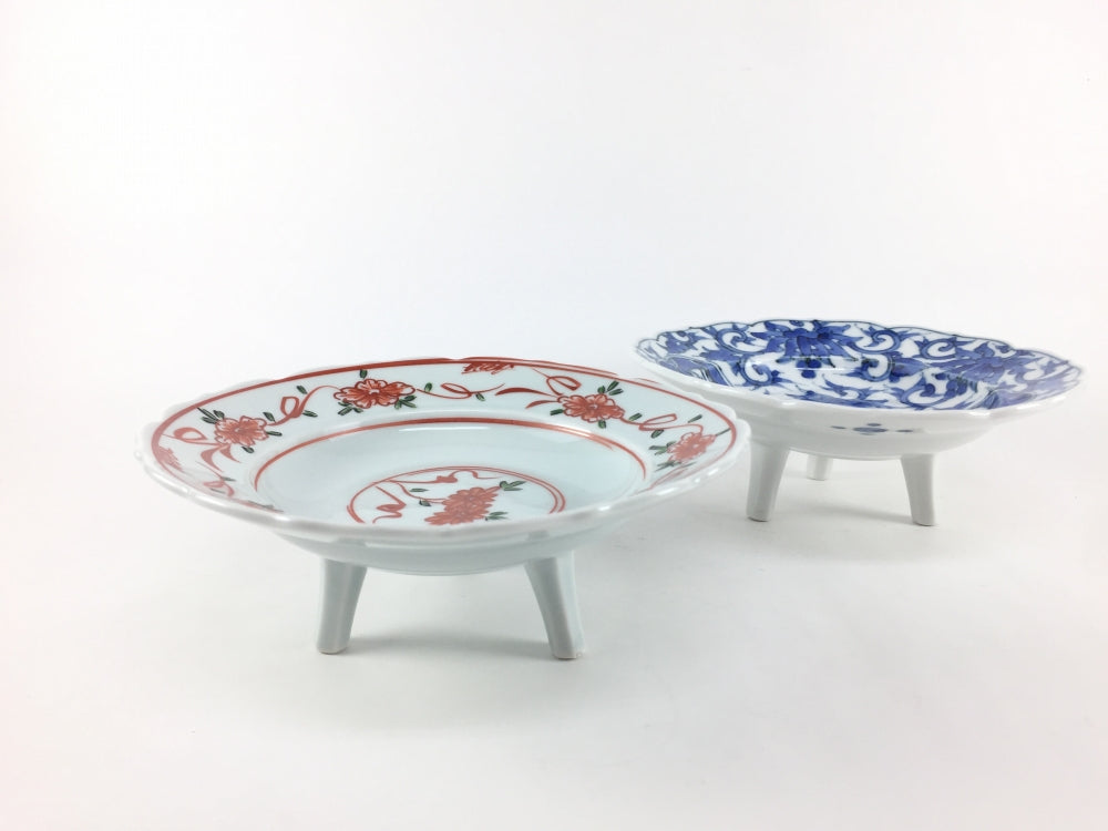 三つ足高台皿(15cm) 藍福禄寿/朱万歴 有田焼(j.R)【お取り寄せ60日