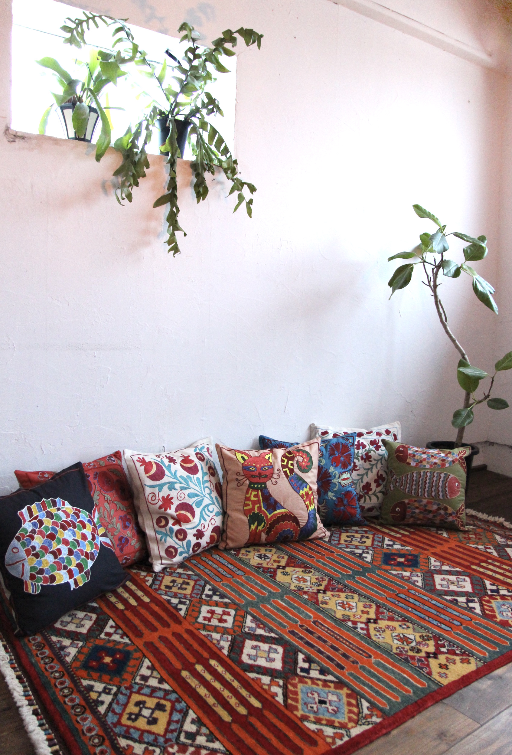 スザニ刺繍クッションカバー&モロッコラグ – tricollage トリコラージュ