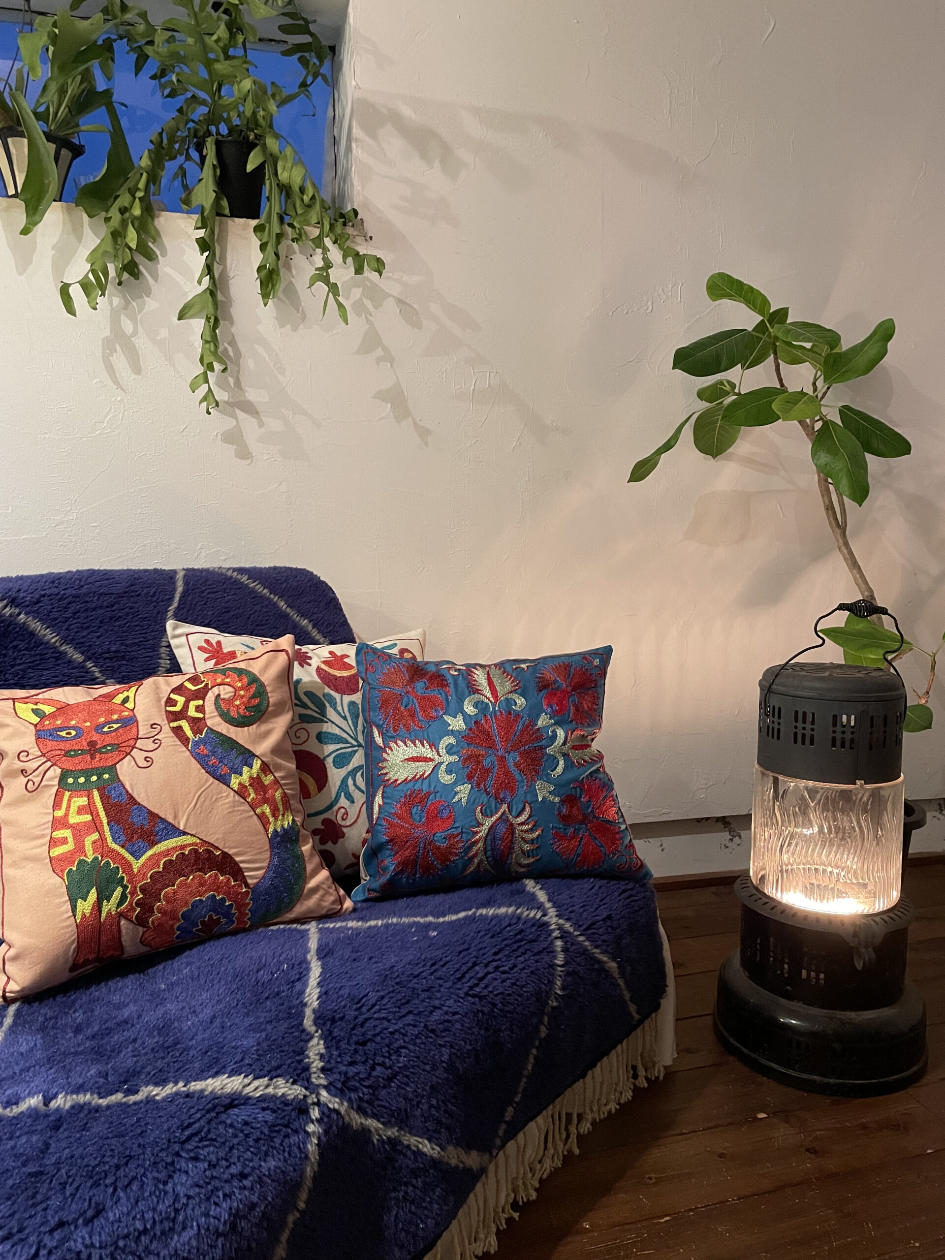 スザニ刺繍クッションカバー&モロッコラグ – tricollage トリコラージュ