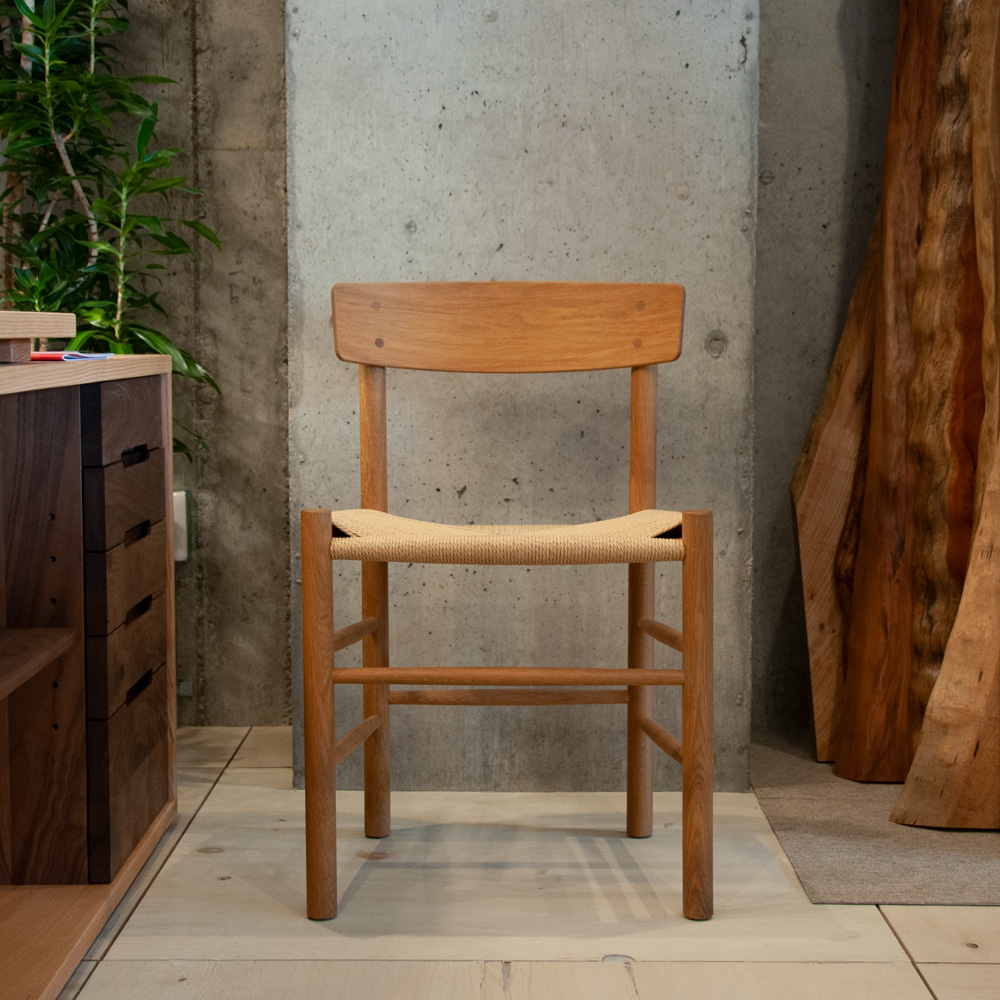 モーエンセンデザインのJ39チェア。オーク／オイル塗装 | TRIO STYLE