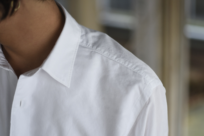 COMOLI -コモリダブルフロントシャツ,バンドカラーシャツ- | twelve blog