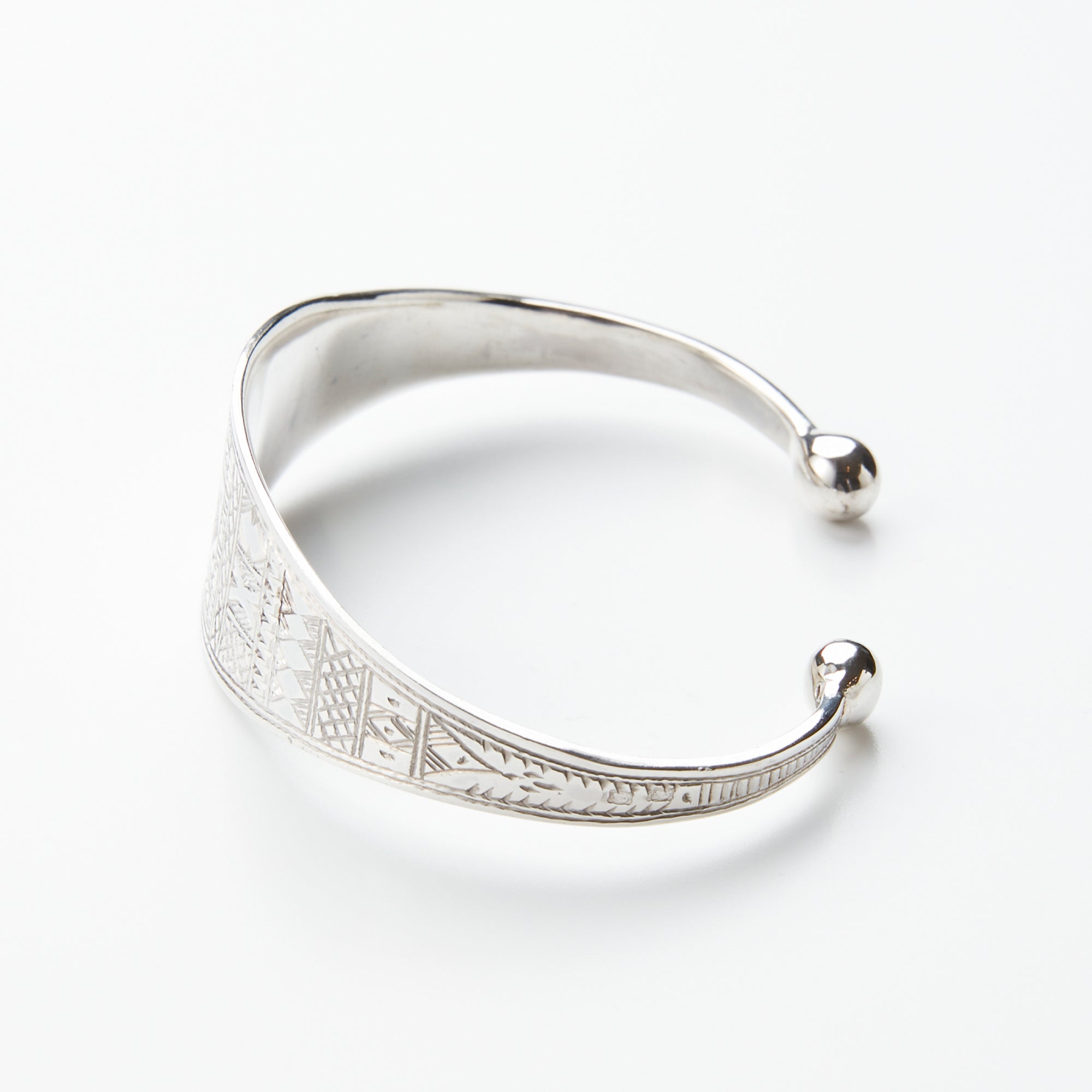 TOFANトゥファン – Adawat'n Tuareg