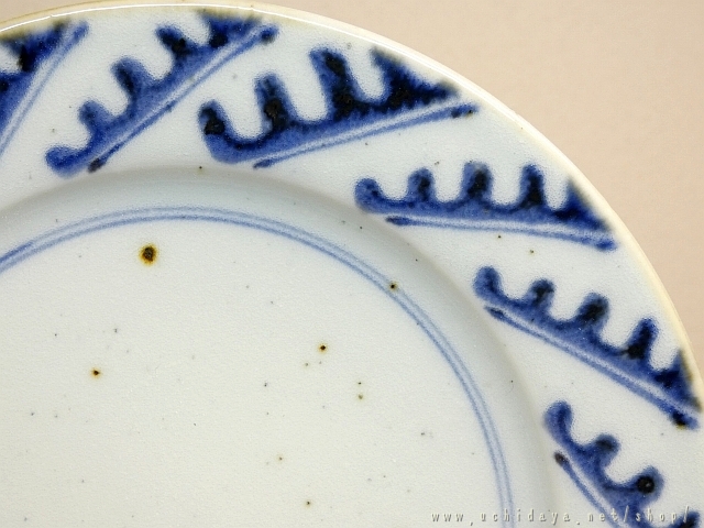 砥部焼 中田窯 5寸リム皿 波 | 内田屋通販