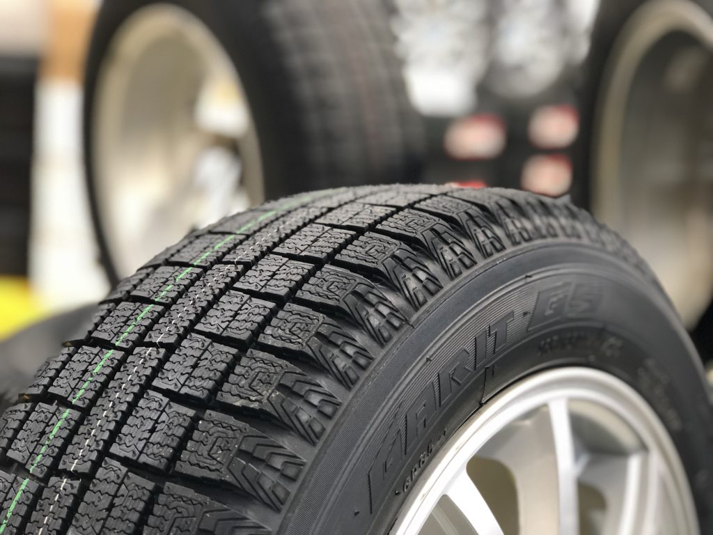 タンク・ルーミー・トール用スタッドレスタイヤ☆165/65R14の