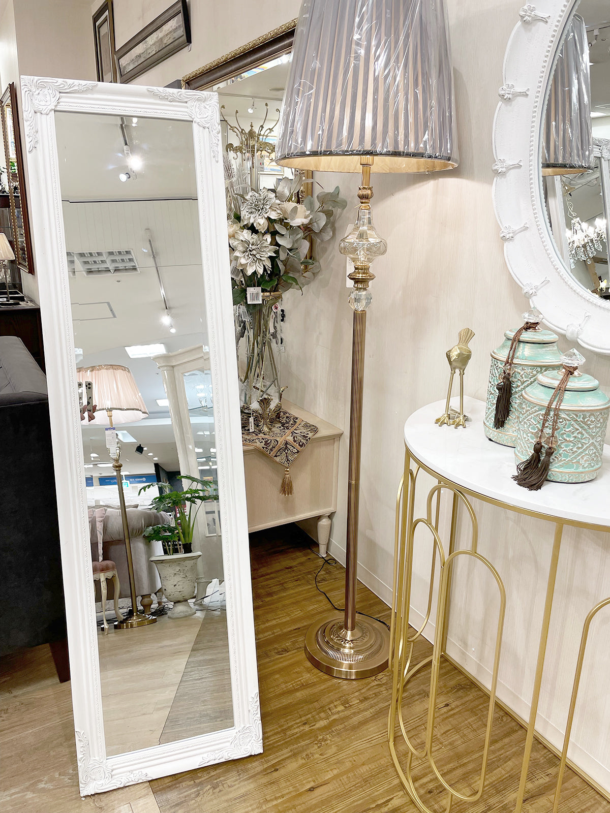 ウォールミラー白 /スタンド式 エレンガントなアンティーク調の自立式