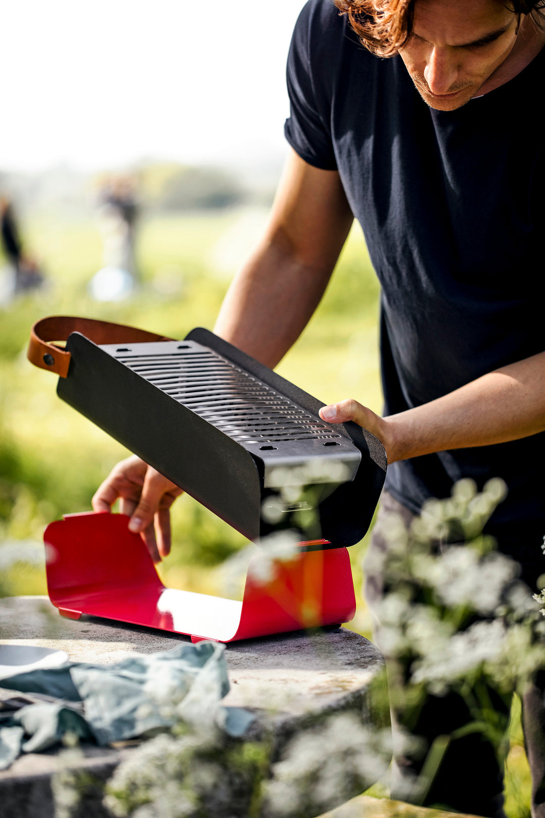 Premium portable grill for outdoor cooking | UNA Grill