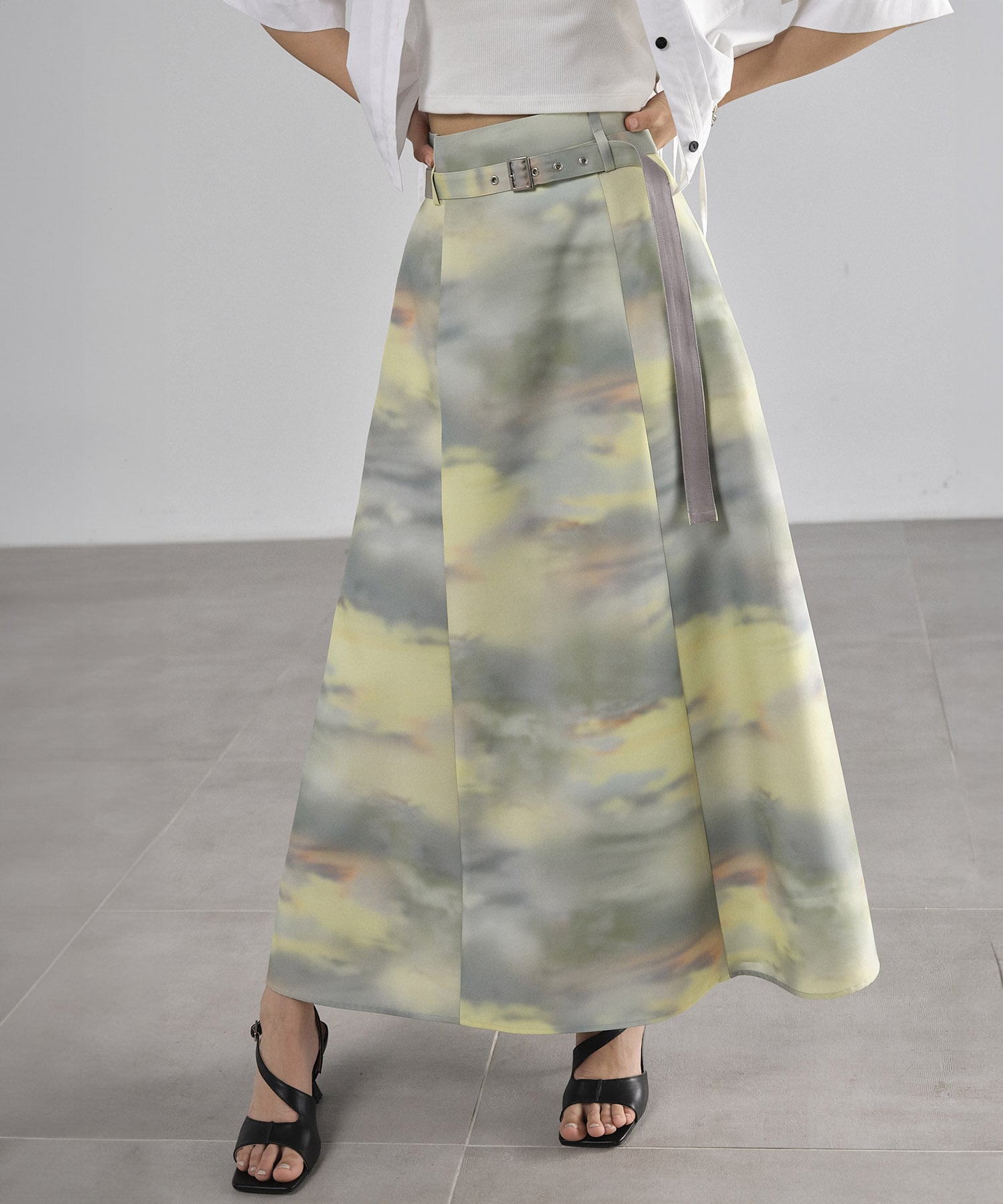 シーナリーアートフレアスカート(1 IVORY): : ウィメンズ｜UNITED